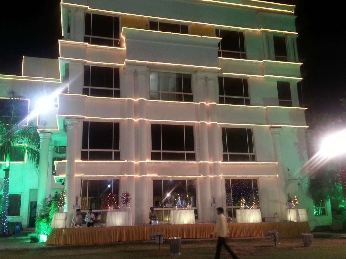 Sanskar Upvan Bhopal Ngoại thất bức ảnh